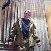  ,  Student, 39