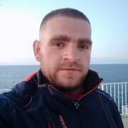  ,  Victor, 35
