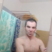  ,   Robert, 48 ,   