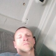  ,  Taras, 36
