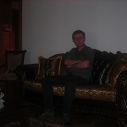  ,  leon, 33