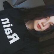  ,  Ksenia, 19