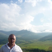  ,   Stas, 44 ,   