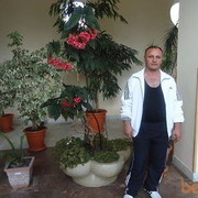  ,   Artur, 49 ,   