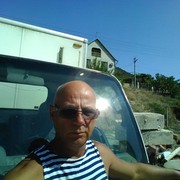  ,  Viktor, 64