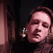  -,  Artur, 27