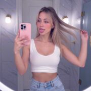  , 