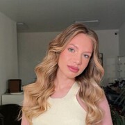  , 