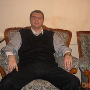  ,   Artur, 52 ,   