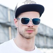  ,  Denis, 39