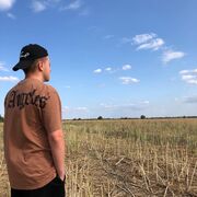  ,   Artem, 21 ,   ,   , c , 