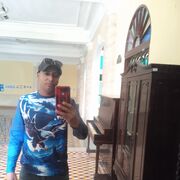  ,   Gustavo, 42 ,   ,   