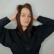  ,  Dasha, 23