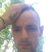  ,   Pavel, 42 ,   c 