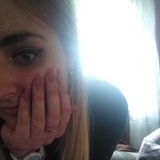  ,  Katya, 24