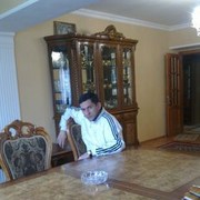  ,   Rufat, 44 ,  