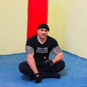  ,  Gabi M, 39