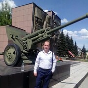  ,   Denis, 42 ,     , c 