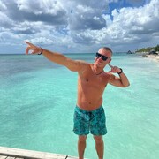  Rosengarten,   Escobar, 42 ,   ,   , c , 