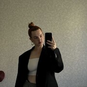  , 