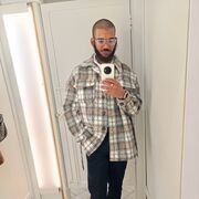  ,  Raymond, 30