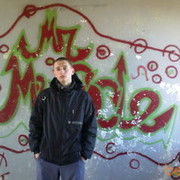  ,   F0zer, 33 ,  