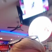  ,  Nika, 49