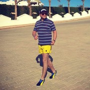  ,   Denis, 37 ,   ,   , c 