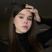  ,  Eva, 20