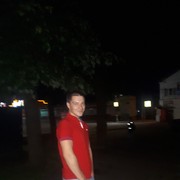  ,  Denis, 40