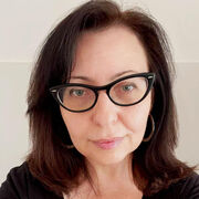  Podgorica,   Elena, 53 ,   c 