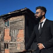  ,   Kadir, 33 ,   ,   