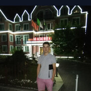  ,  Bekzod, 31