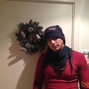  ,   Viktor, 36 ,   