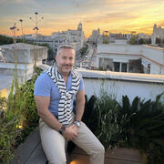  Alhambra,   David, 57 ,   c 