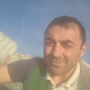  ,  Armen, 40