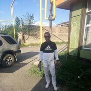  ,  Artur, 39