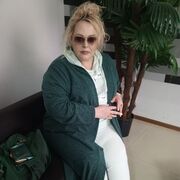  ,   Viktoria, 49 ,   ,   