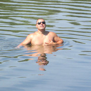  ,   Max, 43 ,  