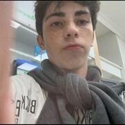  ,  Gasik, 18