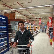  ,   Tamaz, 40 ,   