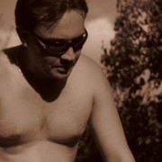  ,   Denis, 40 ,   ,   , c 