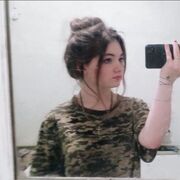  , 