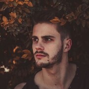  ,  Reda, 21