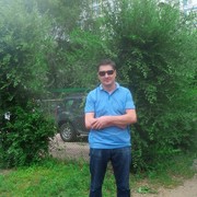  ,   Nik, 48 ,   