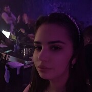  , 