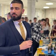  ,   Hussein, 30 ,   ,   