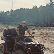  ,   David, 28 ,   ,   
