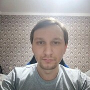  ,  Roger, 32
