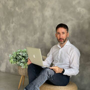  ,   Anvar, 44 ,   ,   